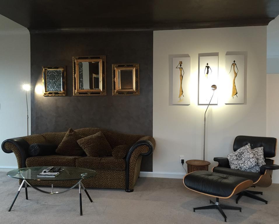 Lakeside City Apartments - Penthouse And Studio ロトルア エクステリア 写真